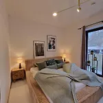 Διαμέρισμα Lux Living - Stilvolles Wohnen Im Zentrum
