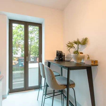 Lux Living - Stilvolles Wohnen Im Zentrum דירה *